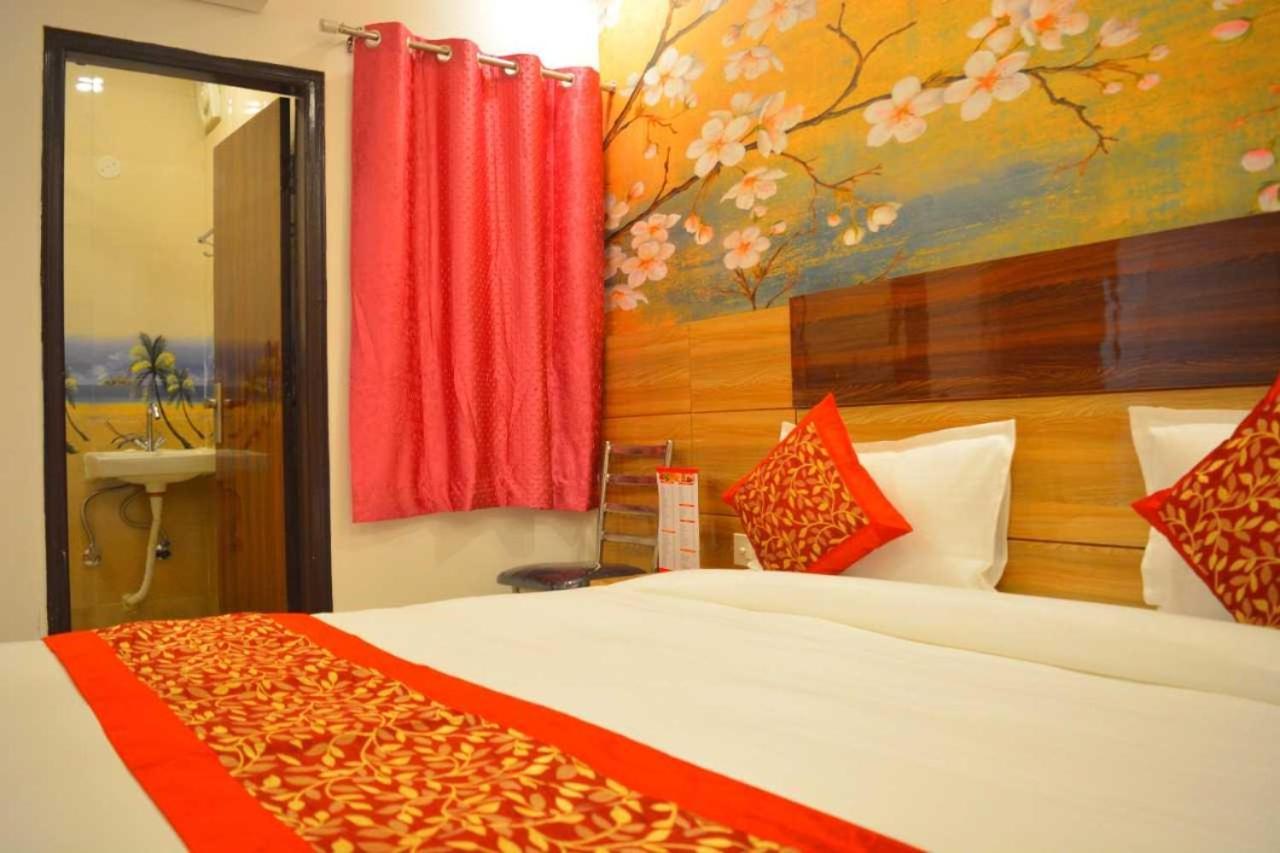 Hotel O Alpha Stay New Delhi Exterior foto